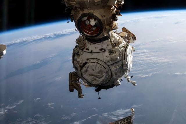NASA image: iss066e122050