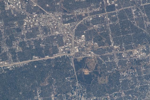 NASA image: iss066e143699