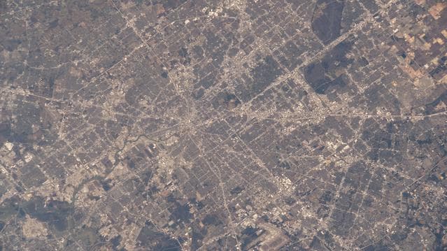 NASA image: iss066e146350