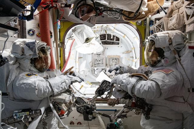 NASA image: iss066e163039