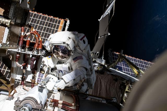 NASA image: iss066e166221