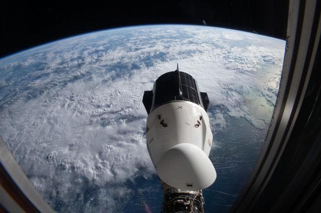 NASA image: iss067e014471