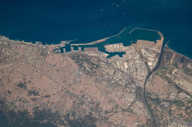 NASA image: iss067e030640