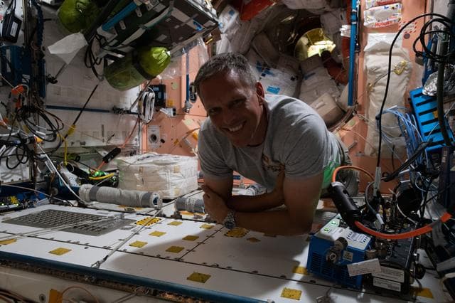 NASA image: iss067e043382