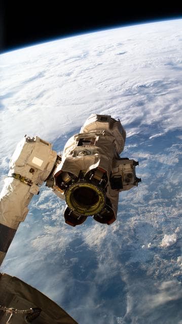 NASA image: iss067e043497