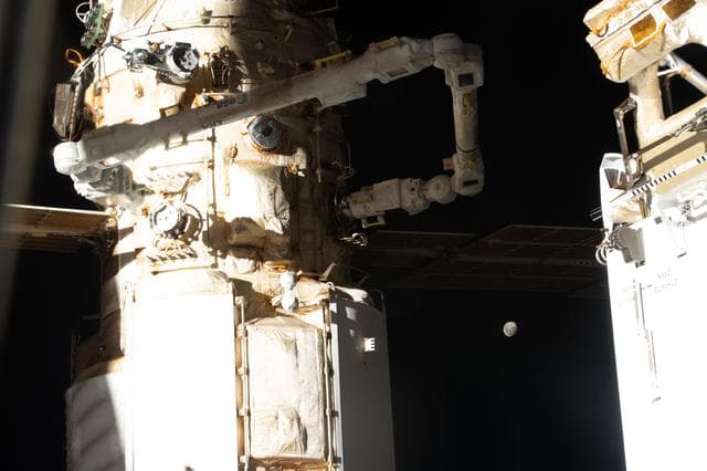 NASA image: iss067e043927