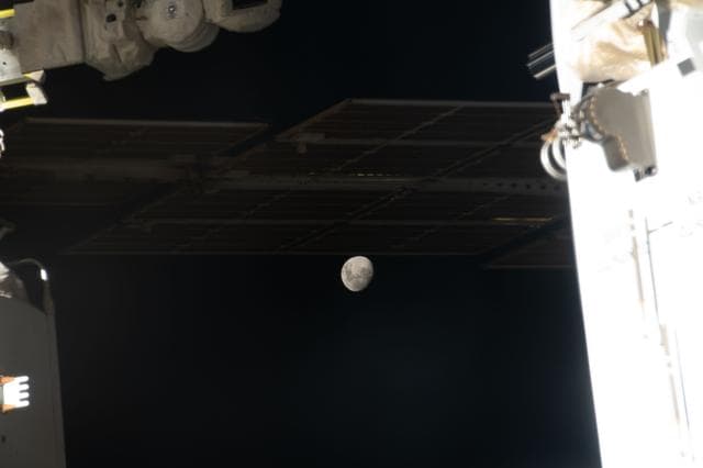 NASA image: iss067e043928