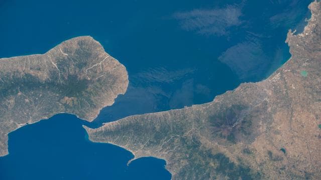 NASA image: iss067e107087