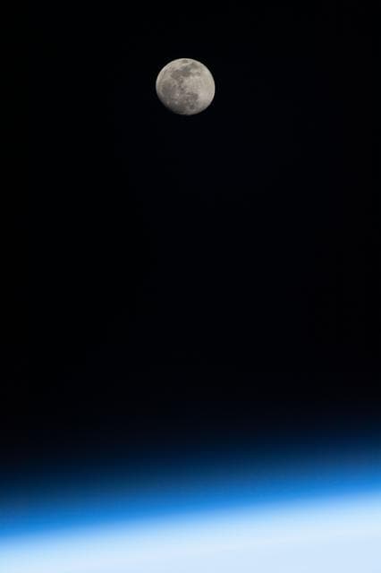 NASA image: iss067e123467