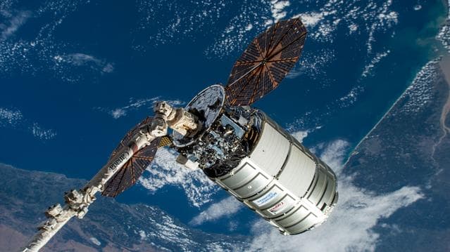 NASA image: iss067e156137