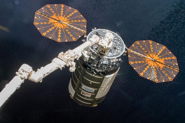 NASA image: iss067e160629