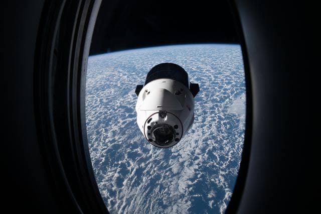 NASA image: iss067e188939