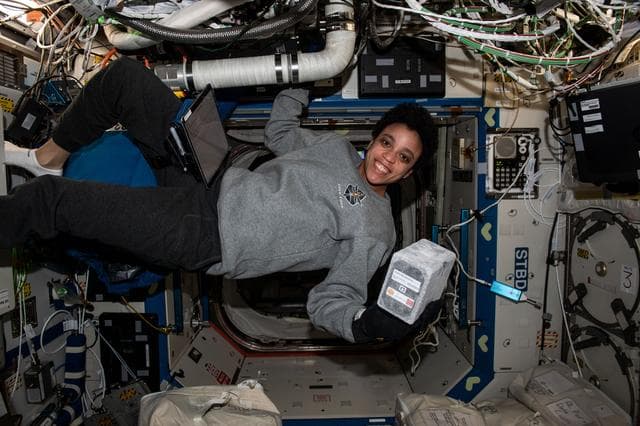 NASA image: iss067e191193_alt