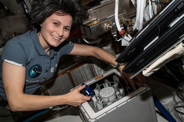 NASA image: iss067e214036