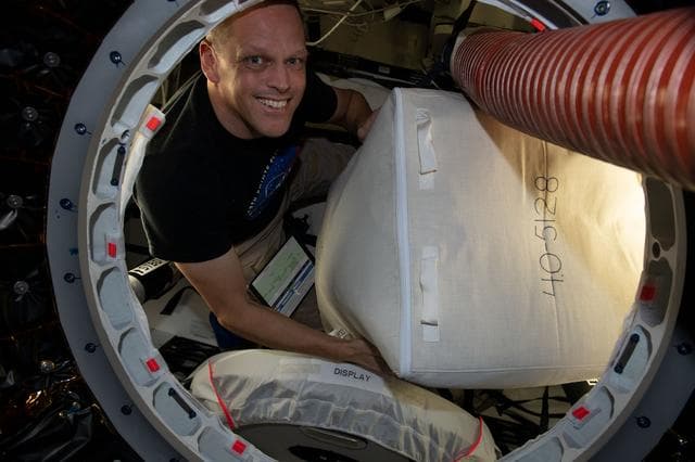 NASA image: iss067e273984