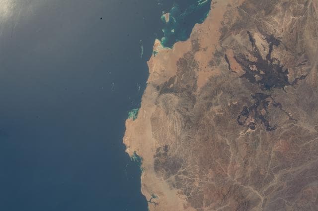 NASA image: iss067e286537