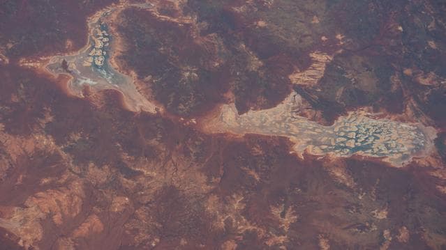 NASA image: iss067e302510