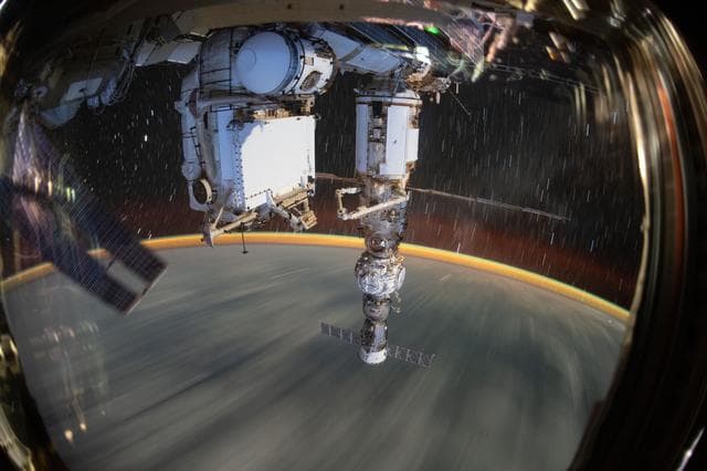 NASA image: iss067e378755