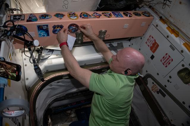 NASA image: iss067e378813