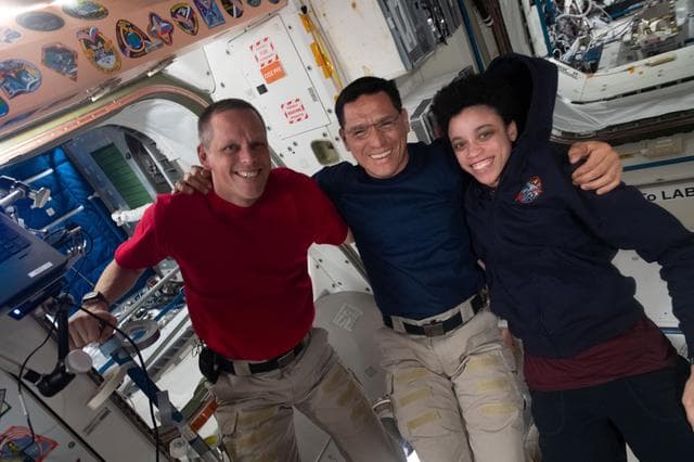 NASA image: iss068e005834