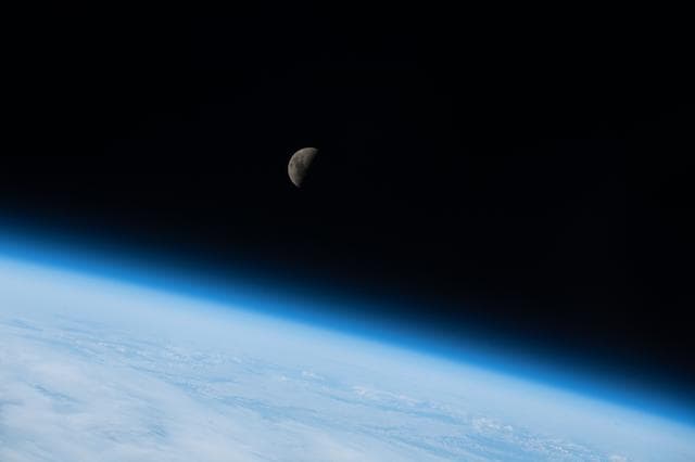 NASA image: iss068e007201