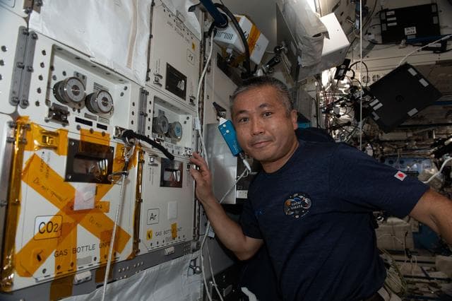 NASA image: JPM Common Gas Supply Equipment (CGSE) AR GAS LINE SWITCH
