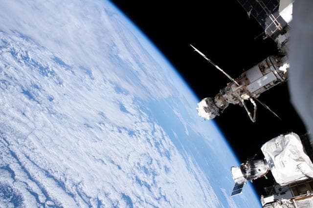 NASA image: iss068e026379