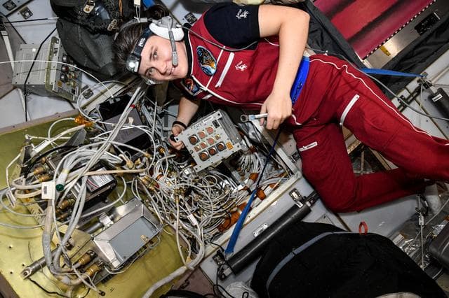 NASA image: iss068e027424