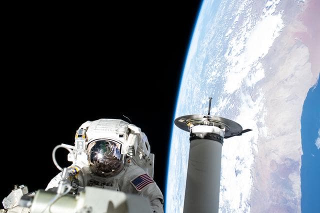 NASA image: iss068e032186