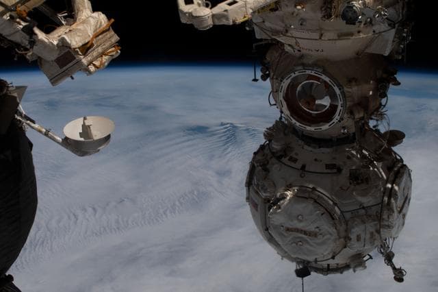 NASA image: iss068e039258
