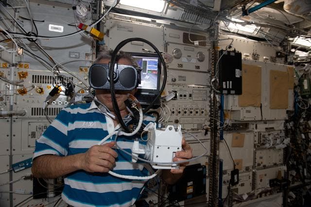NASA image: iss068e040441