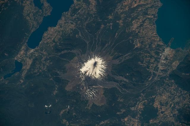 NASA image: iss068e040597