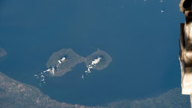 NASA image: iss068e041033