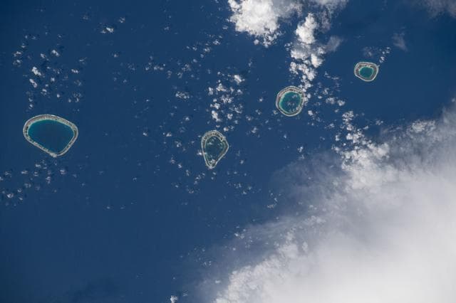 NASA image: iss068e043864