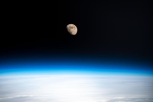 NASA image: iss068e044225