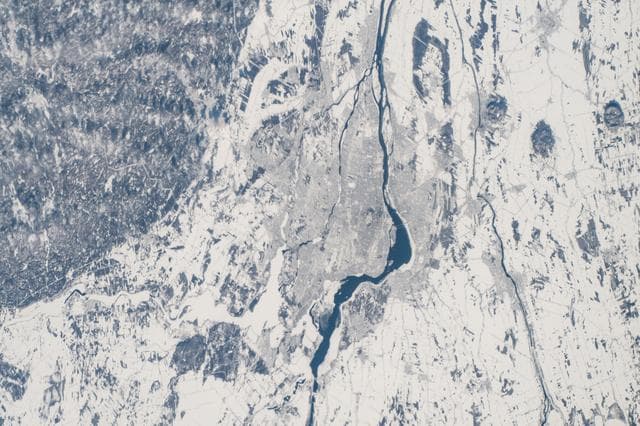 NASA image: iss068e044249