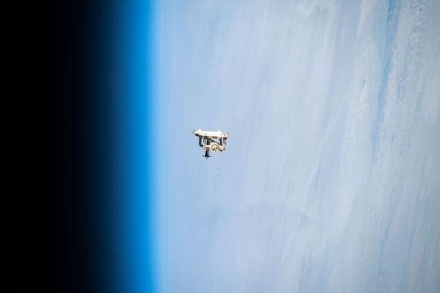 NASA image: iss068e044261