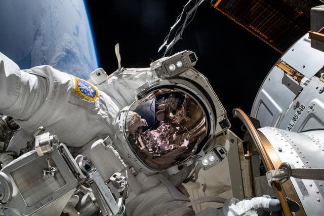 NASA image: iss068e045166