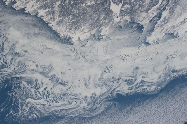 NASA image: iss068e047138