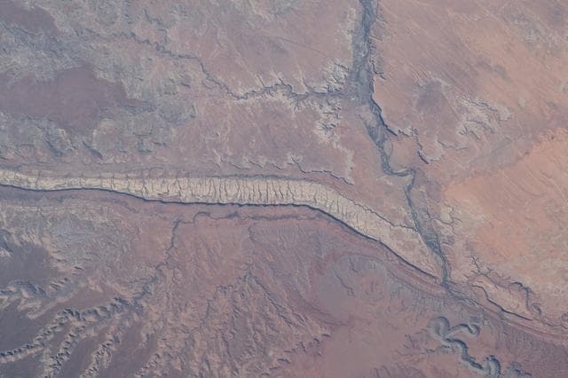 NASA image: iss069e002926