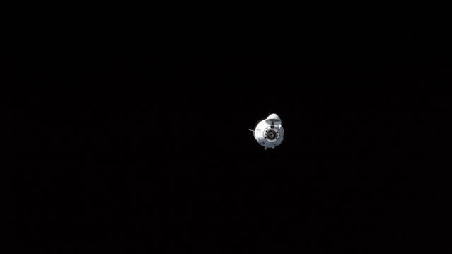 NASA image: The SpaceX Freedom Dragon crew ship with the Axiom Mission-2 crew