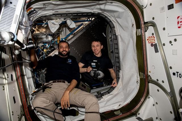 NASA image: iss069e014400