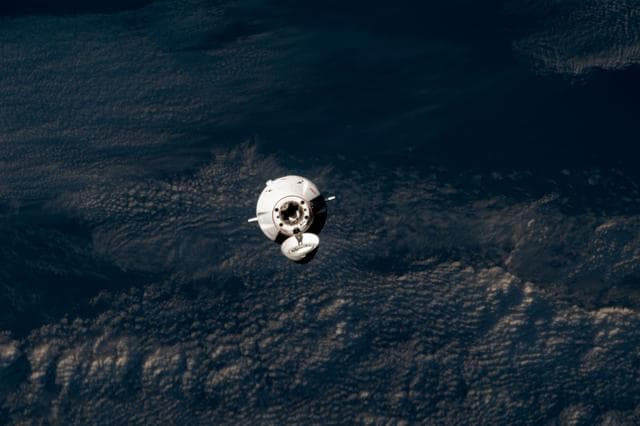 NASA image: iss069e018142