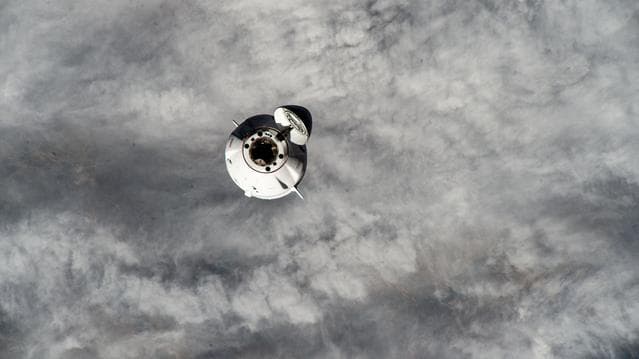 NASA image: iss069e018198