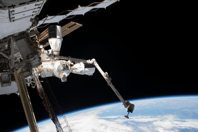 NASA image: iss069e020758