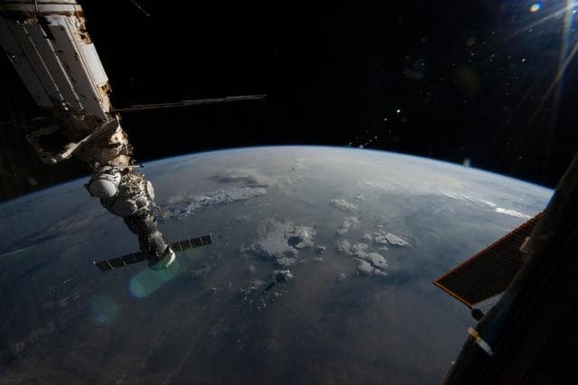 NASA image: iss069e031703