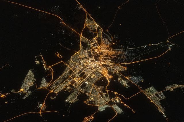 NASA image: iss069e032977