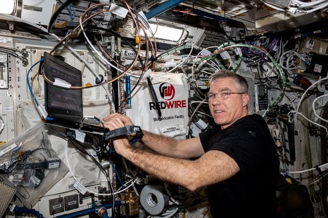 NASA image: iss069e038976