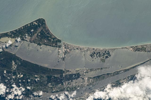 NASA image: iss069e054120