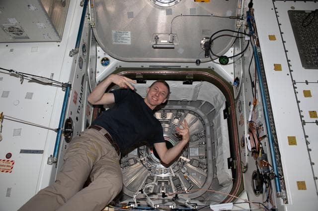 NASA image: iss069e054132